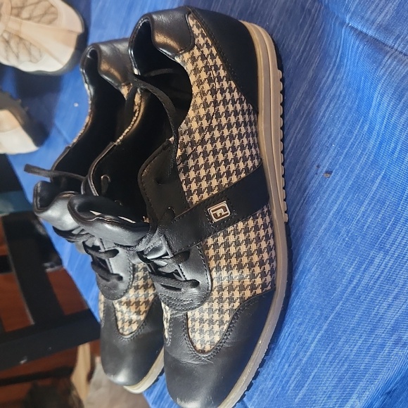 Foot Joy spikeless golf shoes - Picture 2 of 4